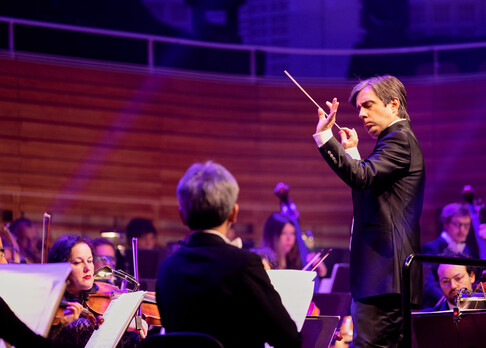 "ALIVE" A Circus Symphony 2022 - Carlos Domínguez-Nieto: Dirigent | © Obrasso Concerts