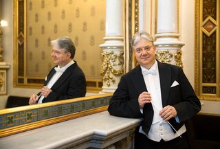Andreas Spörri: Dirigent Wiener Opernball Orchester